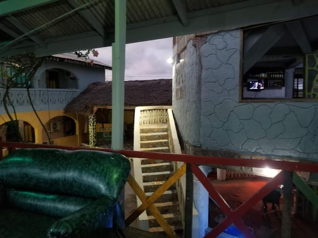 Elmina Akomapa Village מראה חיצוני תמונה