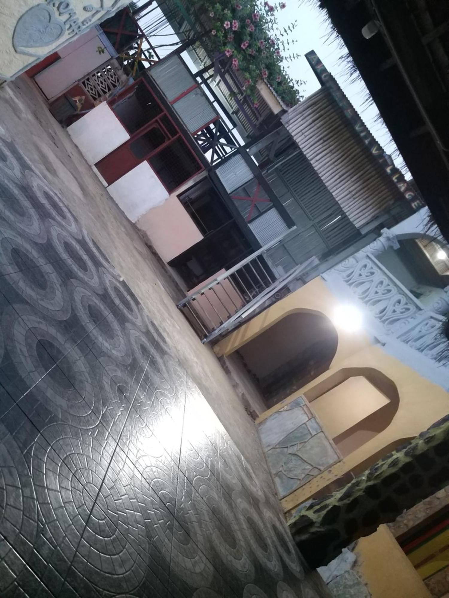Elmina Akomapa Village מראה חיצוני תמונה