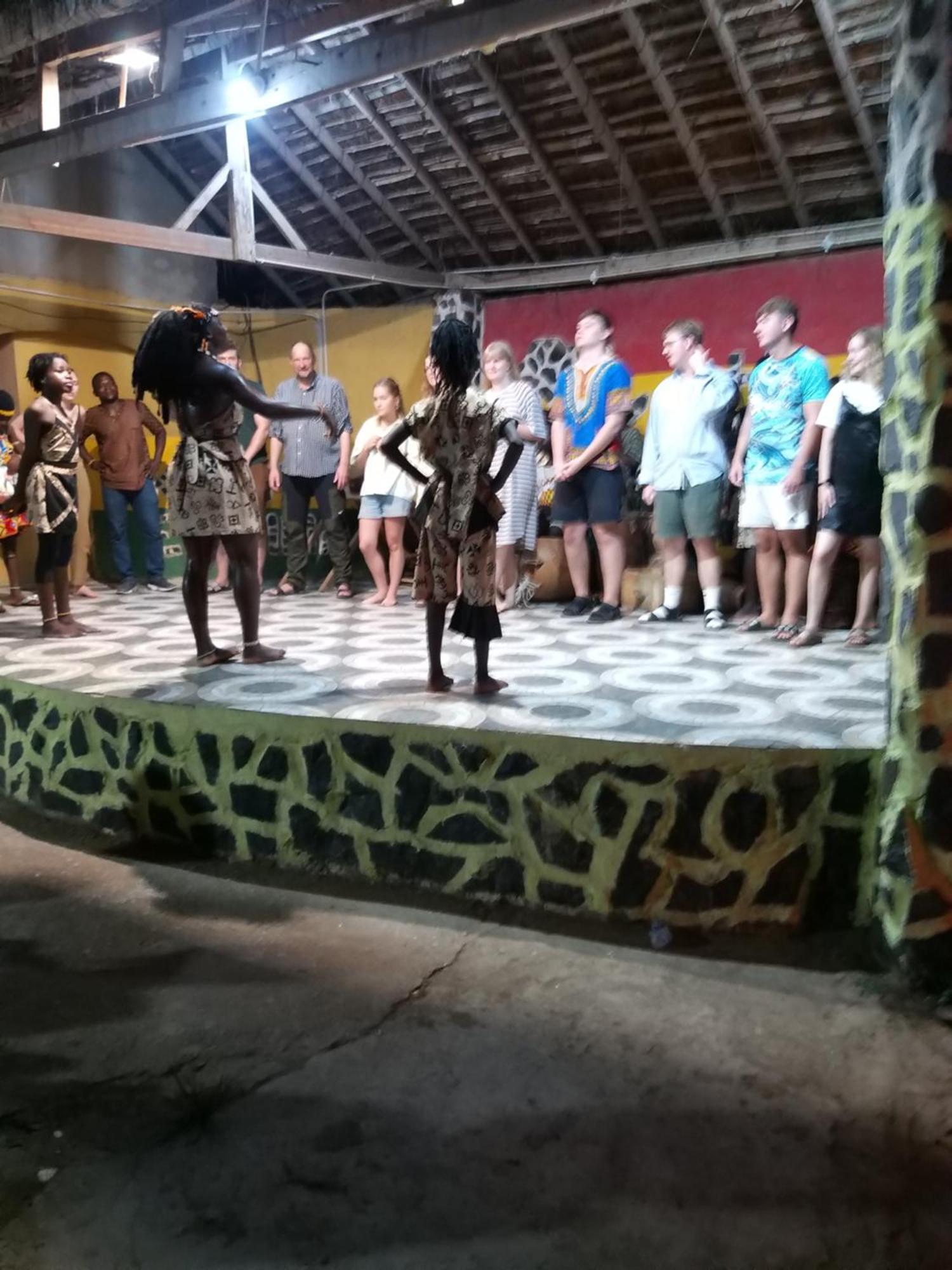 Elmina Akomapa Village מראה חיצוני תמונה